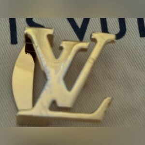 Louis Vuitton Belt Buckle